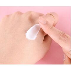 JIGOTT Осветляющий крем для лица с экстрактом граната POMEGRANATE SHINING CREAM 70 мл, изображение 4