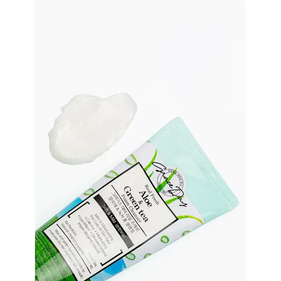 GRACE DAY Real Fresh Пенка для умывания Алое и Зеленый чай 100 мл, изображение 2